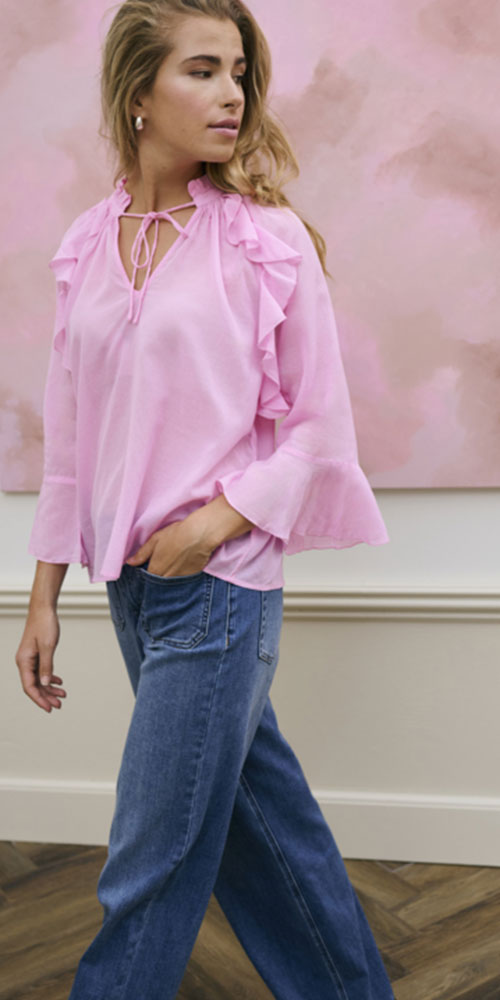 Kaffe Ruffle Blouse, pink
