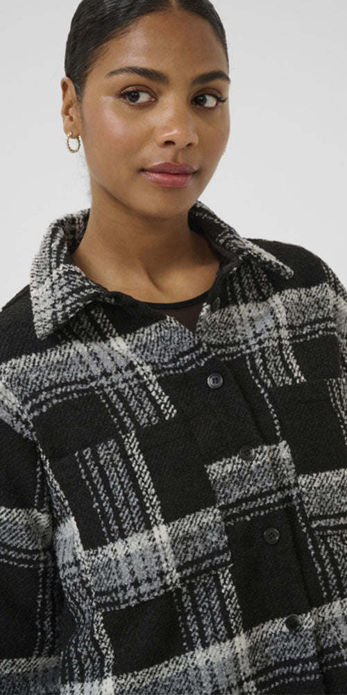 Kaffe Cropped Check Shacket