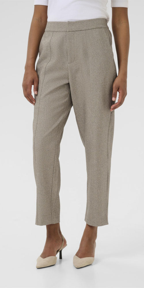 Kaffe Front Seam Cropped Pants