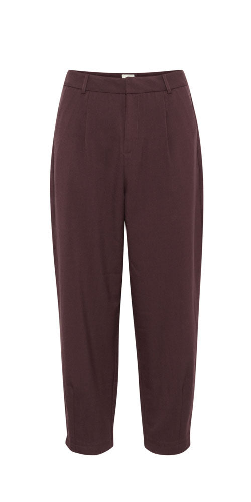 Kaffe Cropped Pleat Pant, dark burgundy