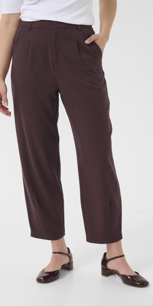 Kaffe Cropped Pleat Pant, dark burgundy