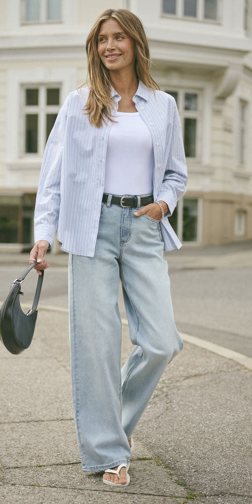 Kaffe Classic Wide Leg Jeans, light wash