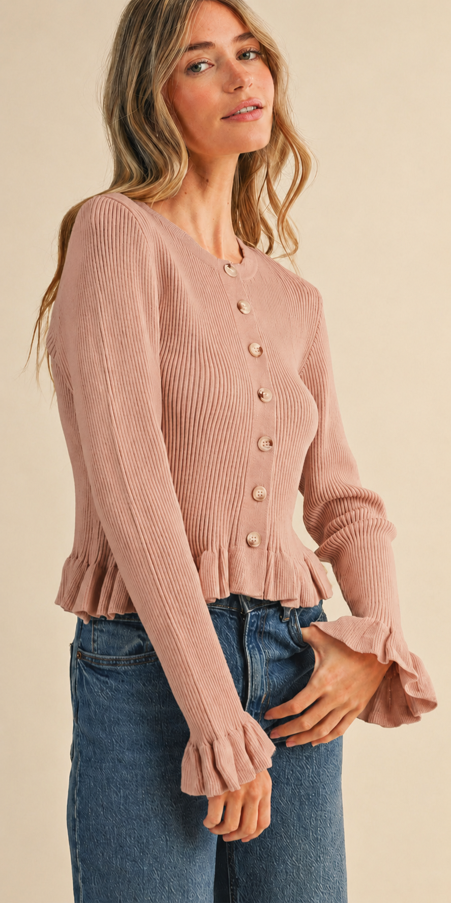 Ruffle Hemmed Ribbed Cardy, mocha