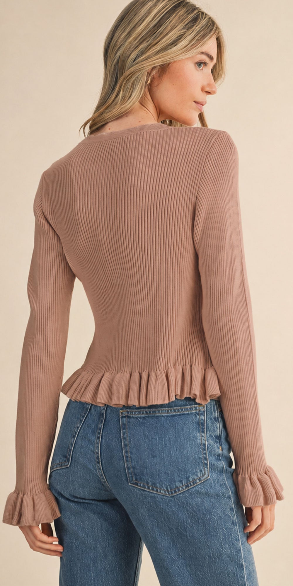 Ruffle Hemmed Ribbed Cardy, mocha