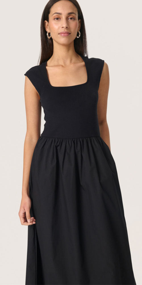 Soaked Rib Poplin Dress, black