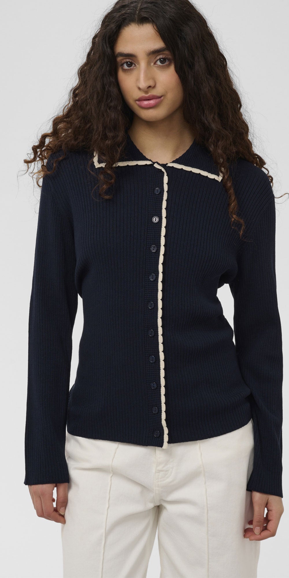 Soaked Scallop Trimmed Cardy, navy