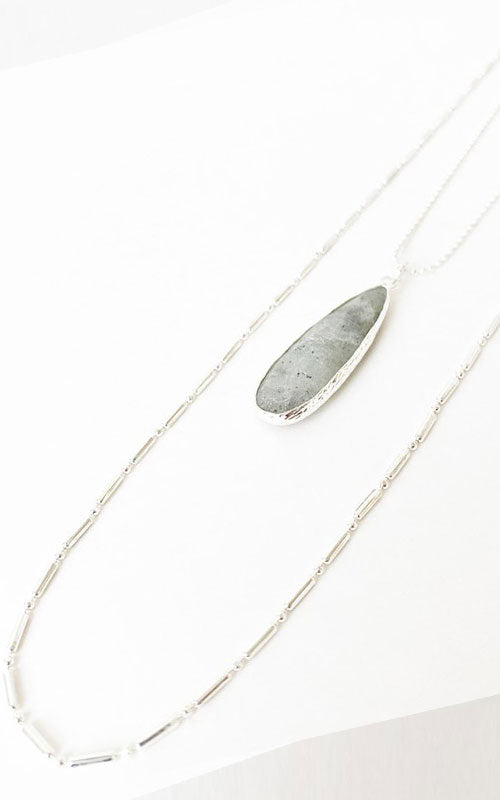 2-in-1 Stone Pendant Necklace