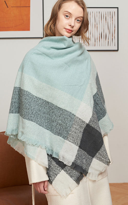 Giant Check Scarf, mint